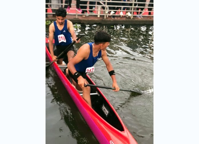 page12-4-2-696x504 Jammu and Kashmir athletes celebrating at Kayaking Championship